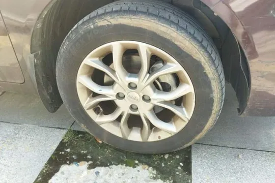 Geely Vision