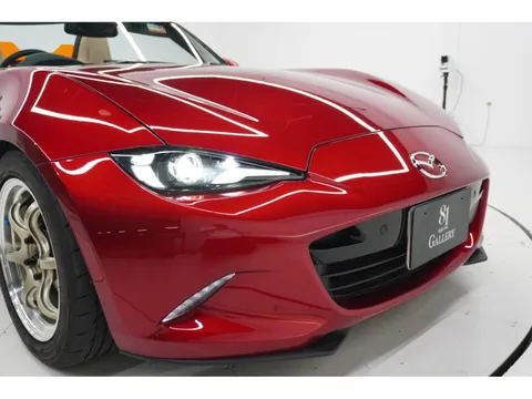 Mazda MX-5 (Roadster)