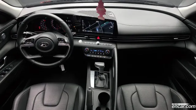 Hyundai Elantra (Avante)