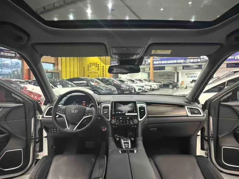 Honda UR-V