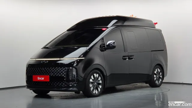 Hyundai Staria
