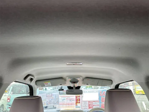 Daihatsu Mira Tocot