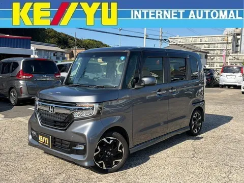 Honda N-BOX Custom