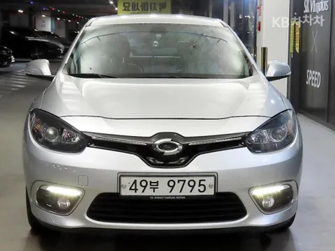 Renault SM3