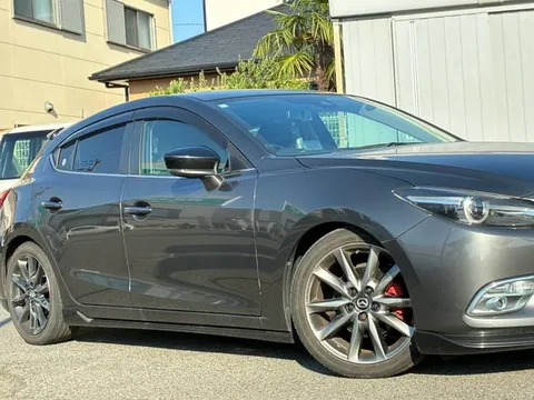Mazda Axela Sport