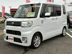 Toyota Pixis Mega