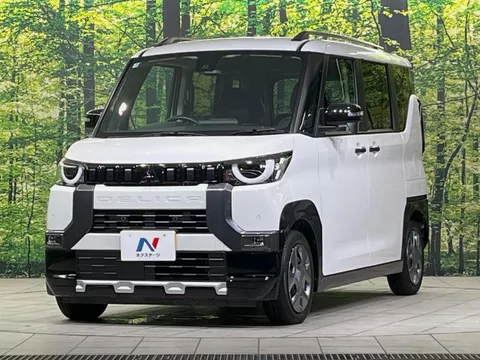 Mitsubishi Delica Mini