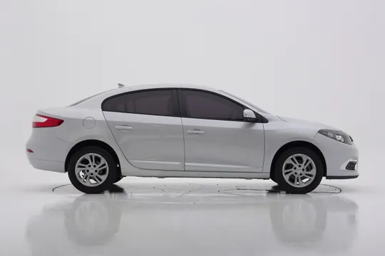 Renault SM3