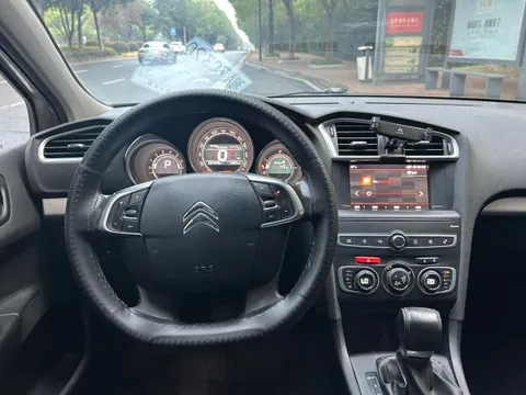 Citroen C4L