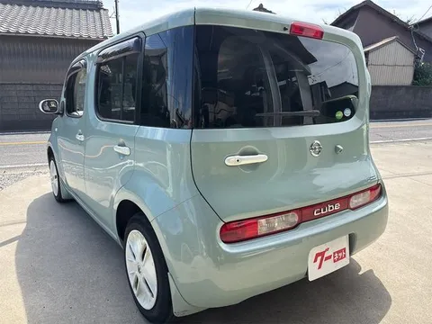 Nissan Cube
