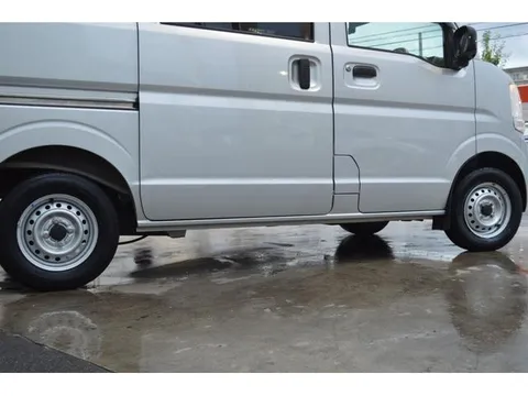 Nissan Clipper