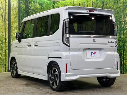 Suzuki Spacia Custom