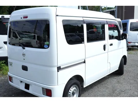 Nissan Clipper