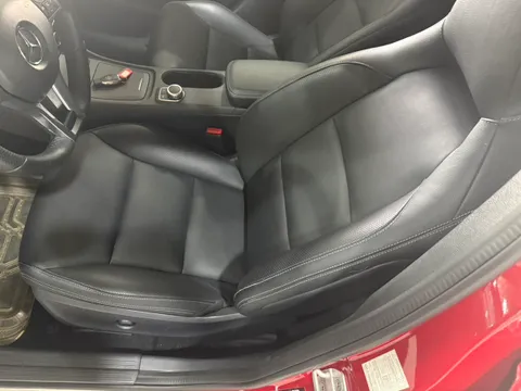 Mercedes-Benz Mercedes-Benz GLA