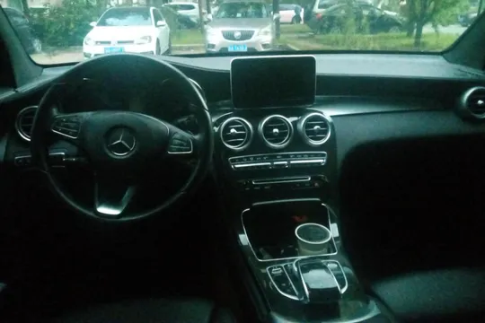 Mercedes-Benz Mercedes-Benz GLC