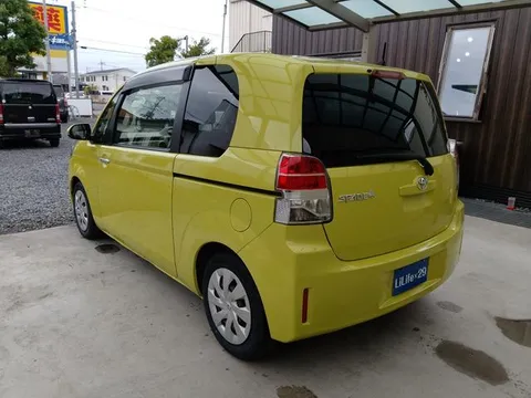 Toyota Spade
