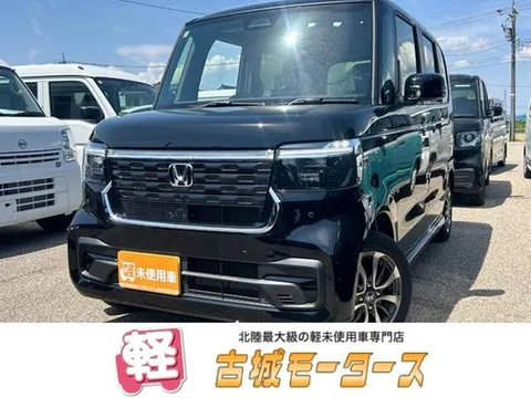 Honda N-BOX Custom