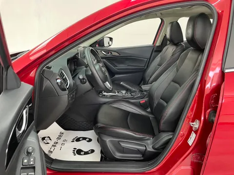 Mazda Mazda 3