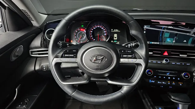 Hyundai Elantra (Avante)