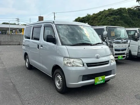 Toyota TownAce Van