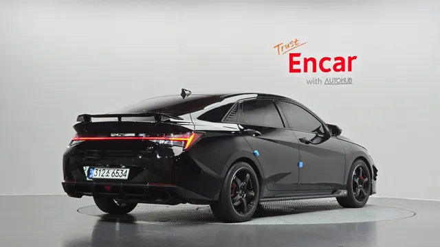 Hyundai Elantra (Avante)
