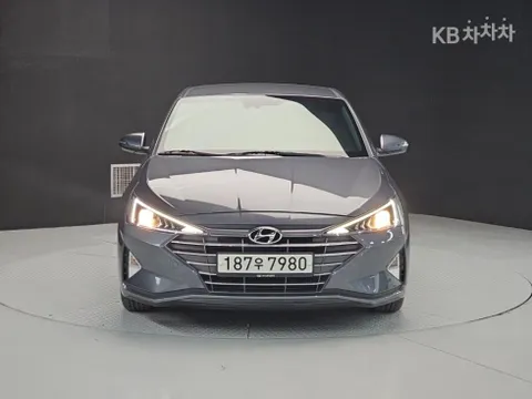 Hyundai Elantra (Avante)