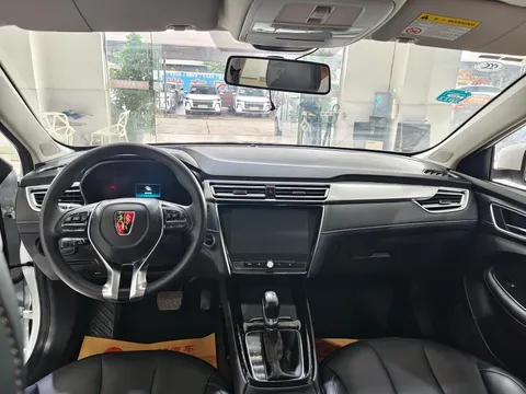 Roewe i5