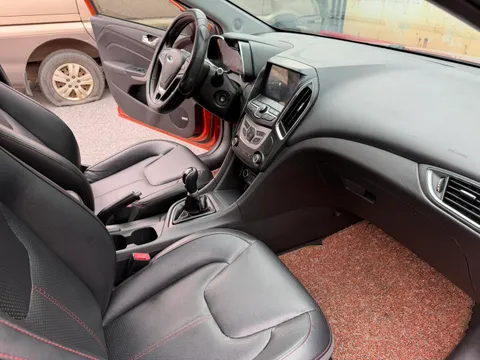 Chery Arrizo 5