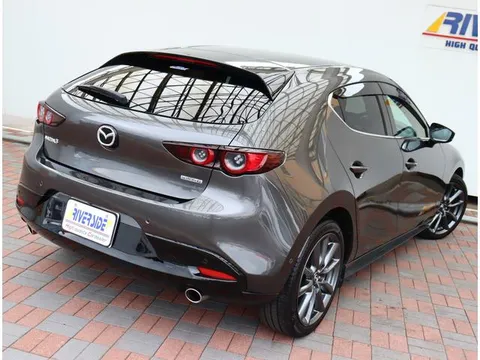 Mazda MAZDA3 Fastback