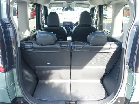 Mitsubishi Delica Mini