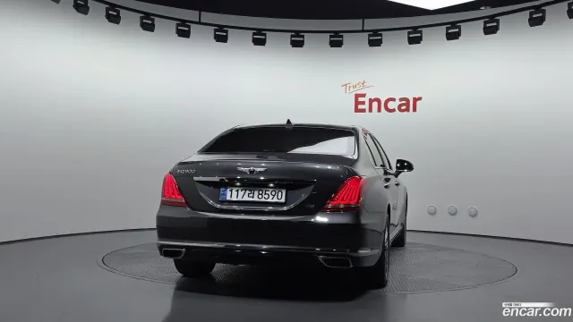 Genesis G90 (EQ900)