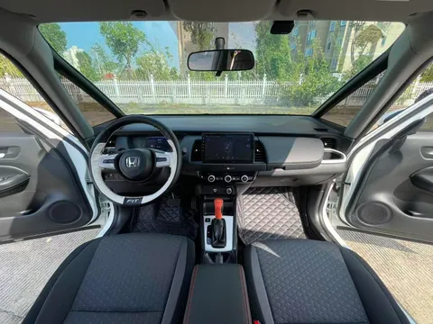Honda Jazz (Fit)