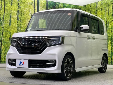 Honda N-BOX Custom