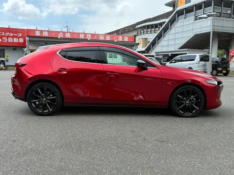 Mazda MAZDA3 Fastback