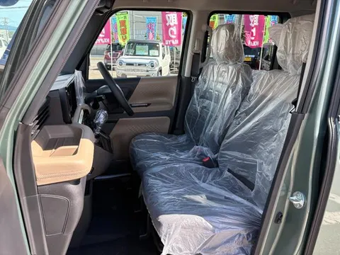 Mitsubishi Delica Mini