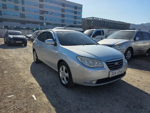 Hyundai Elantra (Avante)