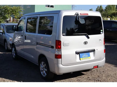Toyota TownAce Van