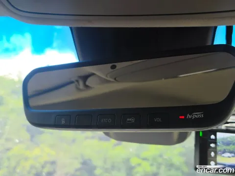 Genesis G90 (EQ900)
