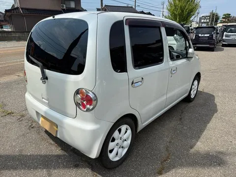 Daihatsu Move Latte