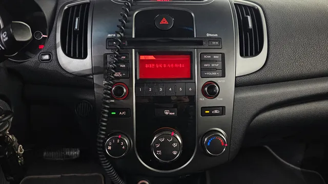 Kia Cerato (Forte)