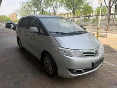 BYD M6