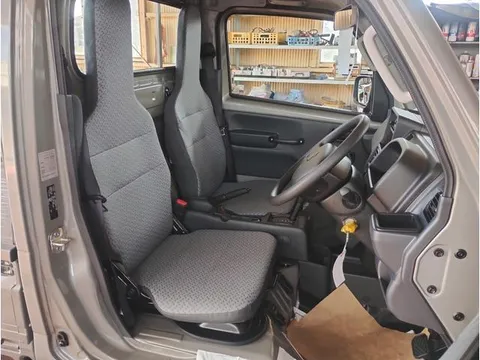 Suzuki Carry Track