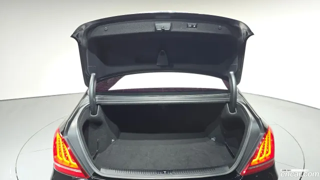 Genesis G90 (EQ900)