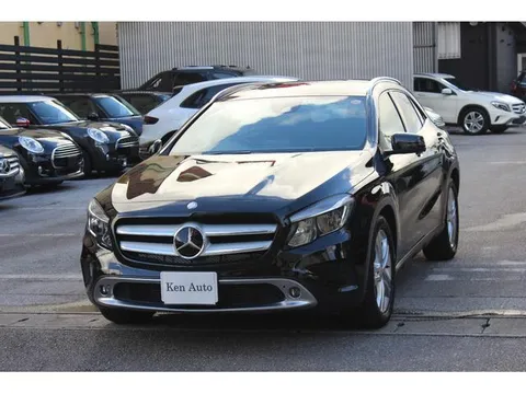 Mercedes-Benz GLA-Class