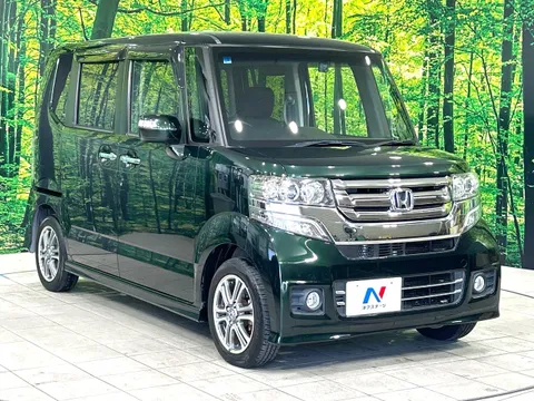 Honda N-BOX Custom