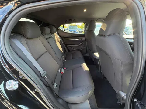Mazda MAZDA3 Fastback