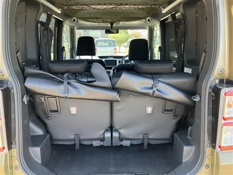 Toyota Pixis Mega