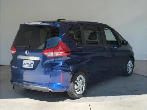 Honda Freed Plus