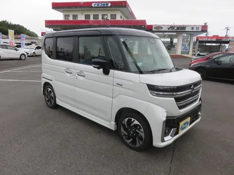Suzuki Spacia Custom