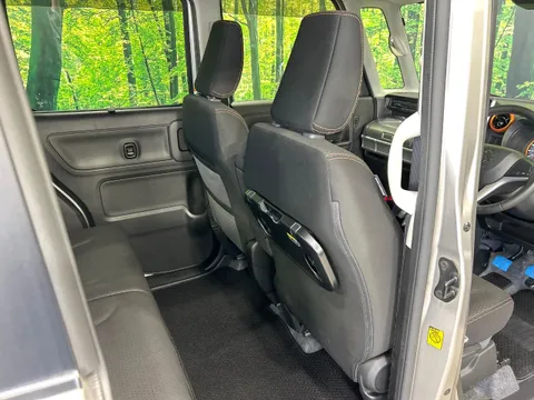 Suzuki Spacia Gear